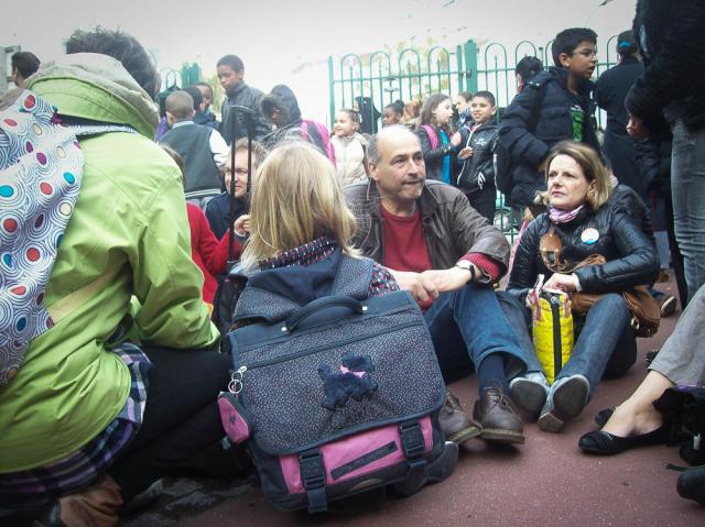 le 23 mai 2013, occupation et sitting à l'école Anatole France, Saint-Ouen 93400 